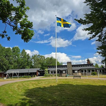 Nature Shelter Hotel Åsljunga Exterior foto