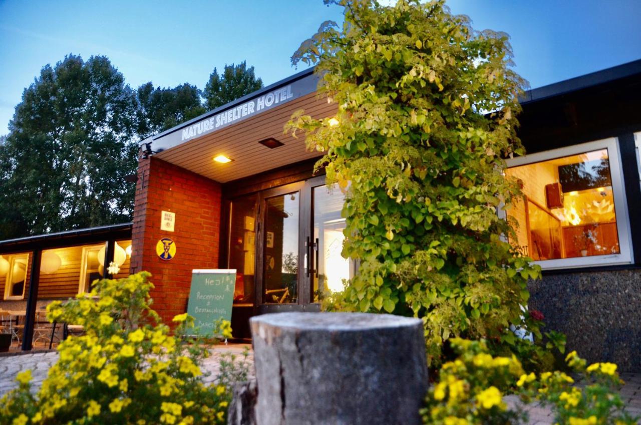 Nature Shelter Hotel Åsljunga Exterior foto