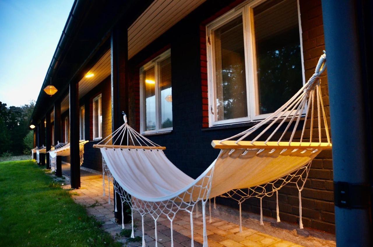 Nature Shelter Hotel Åsljunga Exterior foto